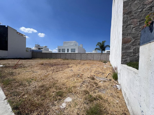 Terreno En Venta En Cañadas Del Lago, Corregidora.
