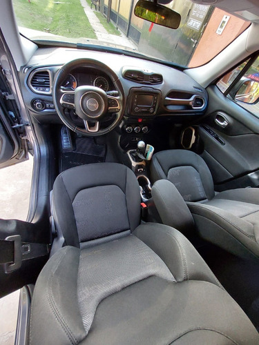 Imagen 8 de 9 de Jeep Renegade 1.8l Sport 2018