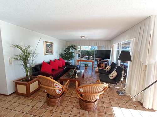 Imagen 6 de 30 de Venta Apartamento 3 Dormitorios En Suite Mas Dependencia Vista Al Mar Punta Del Este