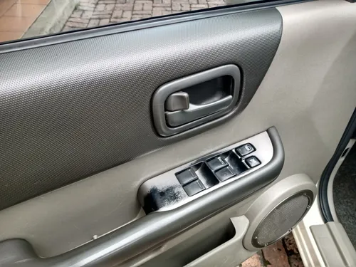 Nissan X-Trail 2.5cc MT AA 4X4