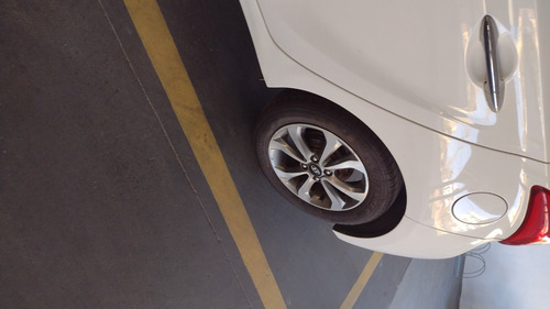 Imagem 10 de 11 de Hyundai Hb20
