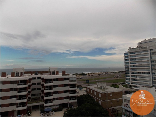 Imagen 1 de 20 de Brava .... Parada 6. A 50 Mts. Del Mar