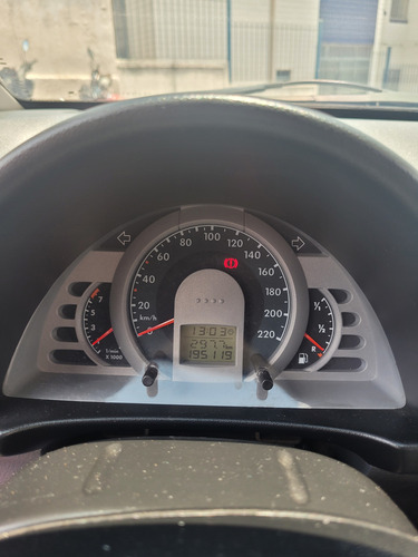 Volkswagen Fox 1.6 Plus Total Flex 5p