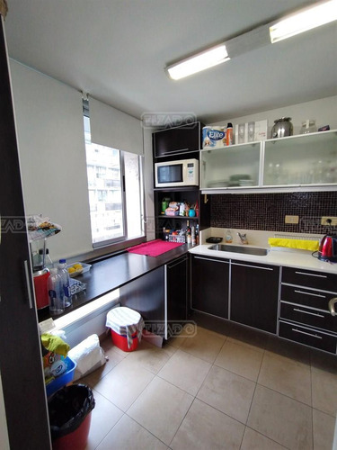 Imagen 25 de 30 de 2 Ambientes En Venta En Puerto Madero. Con Cochera. Balcón Terraza