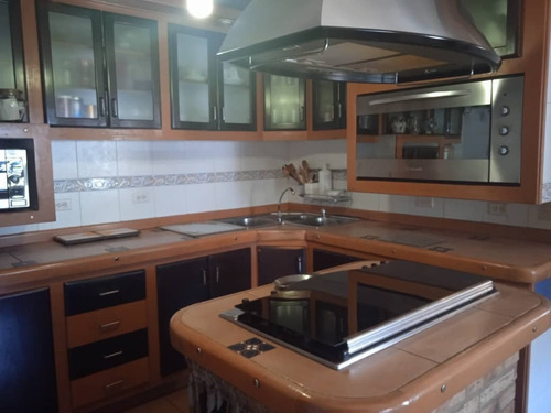 Imagen 2 de 14 de Town House / En Venta / Con Pozo De Agua / Urb. Parque Mirador /