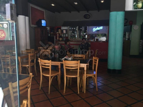 Imagen 2 de 8 de Con Renta: $40.000 Av. Rivadavia Al 3000 Y Ecuador 8 X 18 Ep