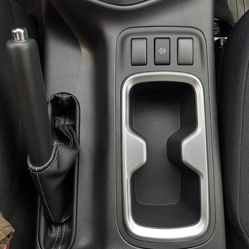 Imagen 13 de 18 de Nueva Nissan Frontier Xe 4x2 Mt 2022