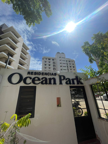 Apartamento Costa Azul Edificio Ocean Park Cerca Centro Comercial La Vela  Margarita