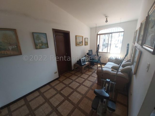Imagen 11 de 24 de Casa En Venta Trigal Centro Valencia Carabobo 22-19901 Gerardo Guillen Rent-a-house