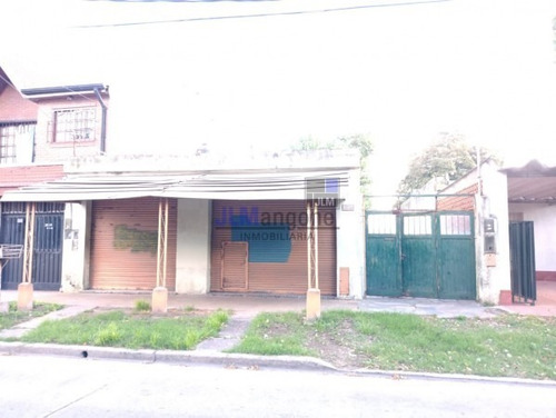 Imagen 2 de 16 de Casa Y Locales Sobre Lote 10x40