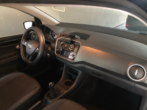 Volkswagen Up! 1.0 High Up! 75cv 5 p