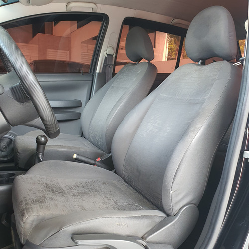 Volkswagen Fox 1.6 Plus Total Flex 5p