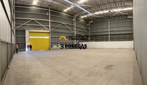Arriendo Bodega De 777 M2 En Pi De San Bernardo.