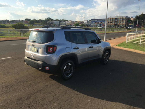 Imagem 4 de 11 de Jeep Renegade 2019 1.8 Flex Aut. 5p