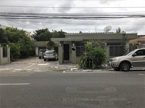 Imagem 1 de 23 de Casa À Venda, 780 M² Por R$ 2.000.000,00 - Centro - Itajaí/sc - Ca0042