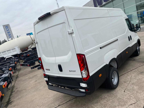 Imagen 2 de 4 de Iveco Daily 55c170 Furgon 12, 0.km Unidad Disponible