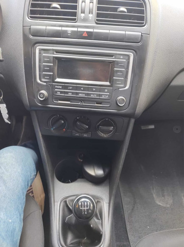 Imagen 7 de 13 de Volkswagen Vento 1.6 Comfortline Std 5 Vel Ac 2019