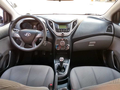 Hyundai Hb20s 1.6 Comfort Plus Flex 4p