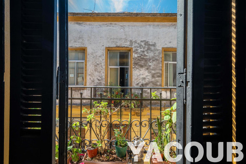 Ph En Venta - 4 Dormitorios 2 Baños - 270mts2 - Almagro