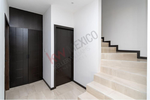 Casa En Venta En Quintas La Cima, Torreón - 3 Recámaras, Jardín Y Estacionamiento Techado