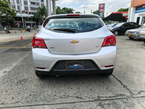 Chevrolet Onix 1.4 Ltz 5 p