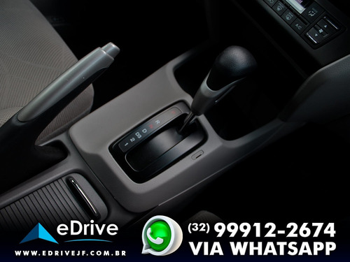 Honda Civic 1.8 Lxs 16v Flex 4p Automático