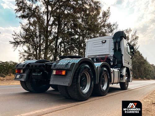 Imagem 12 de 15 de Cavalo Mecânico Mb Actros 2646 6x4 2014