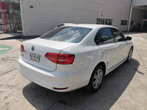 Imagen 5 de 15 de Volkswagen Jetta 2015 4p L4/2.0 Aut