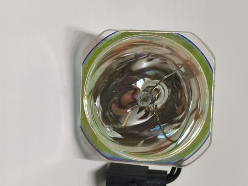 Imagen 7 de 8 de Lampara Sin Carcasa Epson Proyector Elplp88/v13h010l88