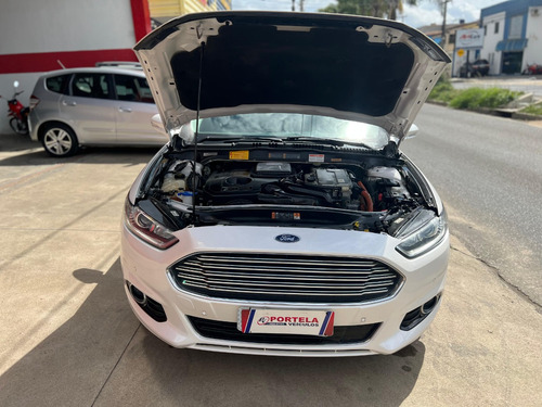 Ford Fusion 2.0 Hybrid Aut. 4p