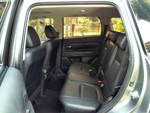 Imagem 13 de 15 de Mitsubishi Outlander 2.2 Diesel, Automática, 07 Lugares