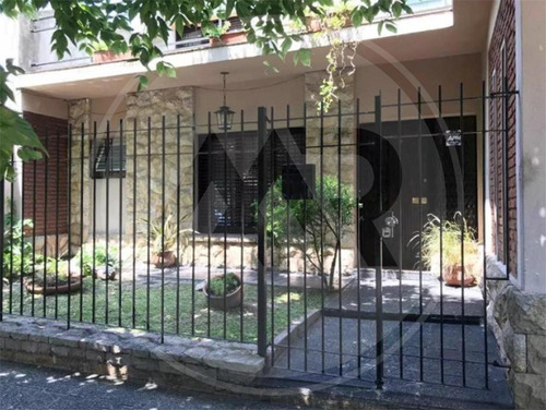Casa 5 Ambientes En Castelar
