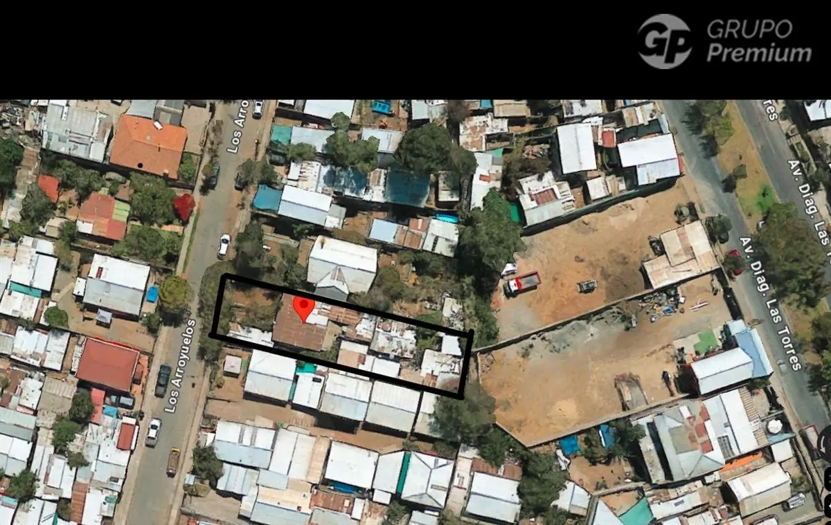 Imagen 2 de 7 de Amplio Terreno En Peñalolen Con Múltiples Viviendas