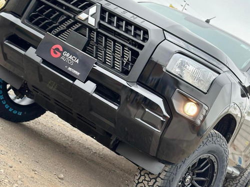 Mitsubishi L200 WORK XR 4X2 BLACK EDITION