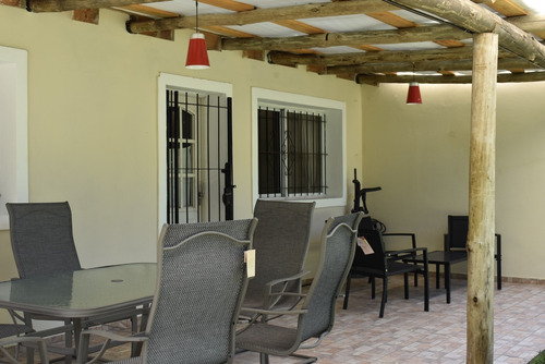 Casa Quinta Alquiler Temporal 4 Dormitorios 2 Baños Capacidad 13 Personas