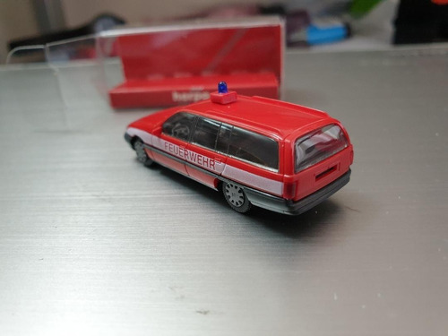 Station Wagon Herpa Escala H0 Opel Omega Caravan