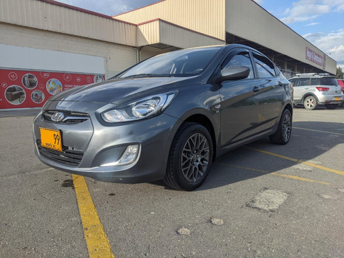 Hyundai Accent 1.6l 4 p