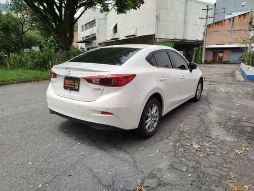 Mazda 3 2.0 Touring At