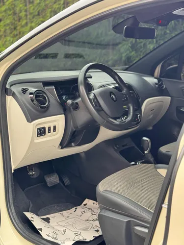 Renault Captur 2.0 Intens Automática