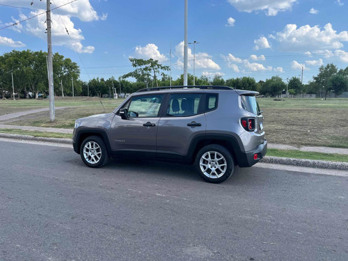 Imagen 2 de 14 de Jeep Renegade 2019 1.8 Sport