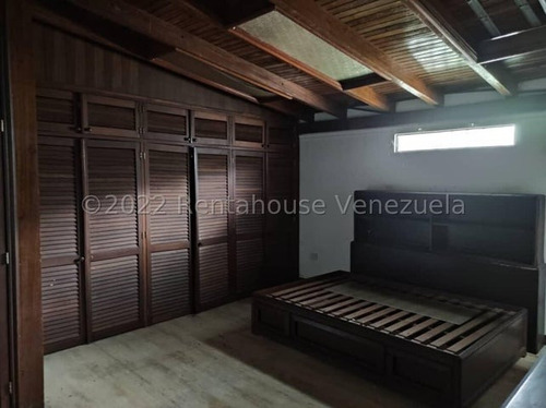 Gbf 25-6957 Villa De Cura Vendo Espectacular Casa Con Terreno Y Todas Sus Comodidades Invierta Ya Comunicate Conmigo.