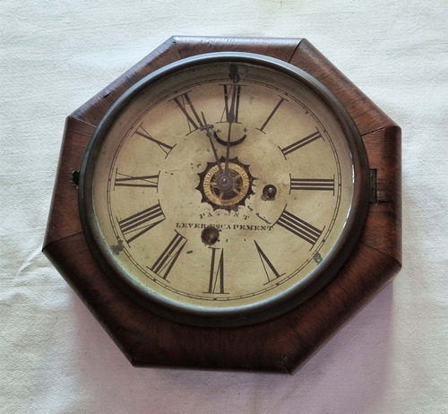 Antiguo Reloj  De Pared Octogonal Usa No Anda No Envíos. M