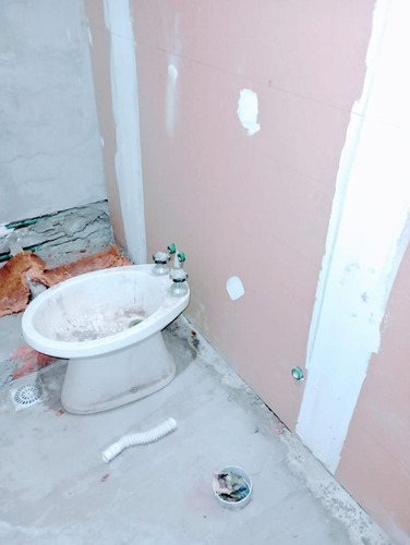 Ph En Venta - 1 Dormitorio 1 Baño - 75.51mts2 - Caseros