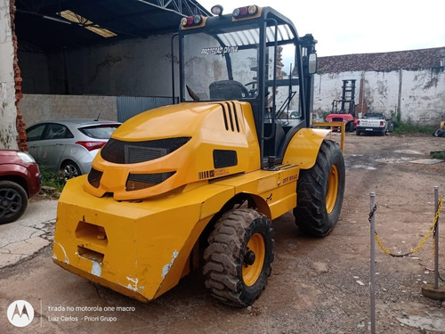 Imagem 4 de 15 de Empilhadeira Movix 4t*t. 4 M *todo Terreno* 2016 Repasse
