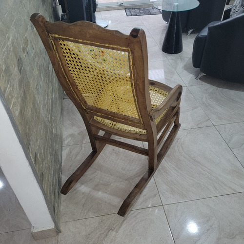 Imagen 2 de 2 de Silla Mecedora