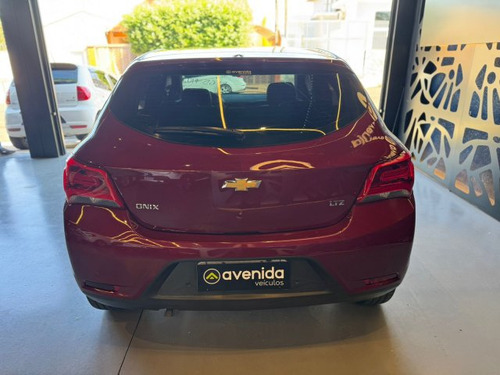 Chevrolet Onix Onix 1.4 MPFI LTZ 8V FLEX 4P AUTOMÁTICO