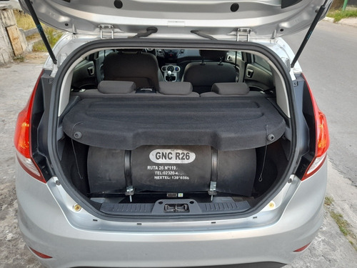 Ford Fiesta Kinetic Design 1.6 S 120cv 2016 C/gnc