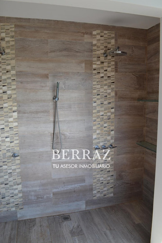 Casa En Venta A La Laguna En Barrio San Matías Area 5 Escobar Lote 936 M2