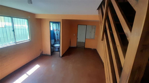 Casa En Venta De 2 Dormitorios En Padre Hurtado