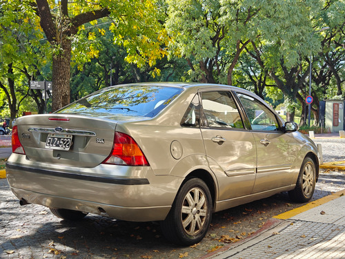 Ford Focus 2.0 Ghia